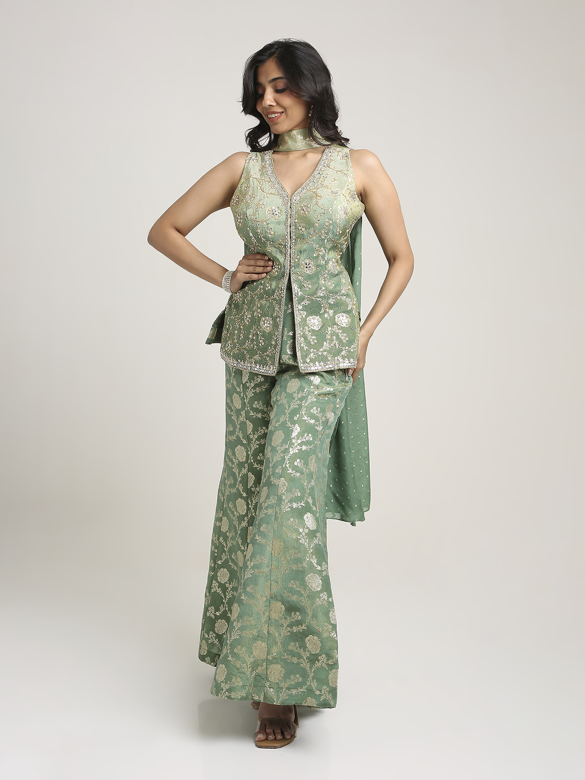 THK25242 Plazzo Set - Image 1